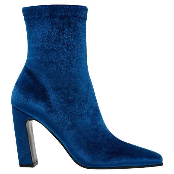 NWOB $100 Steve Madden Vinka Blue Velvet Heeled Boots - Picture 8 of 10